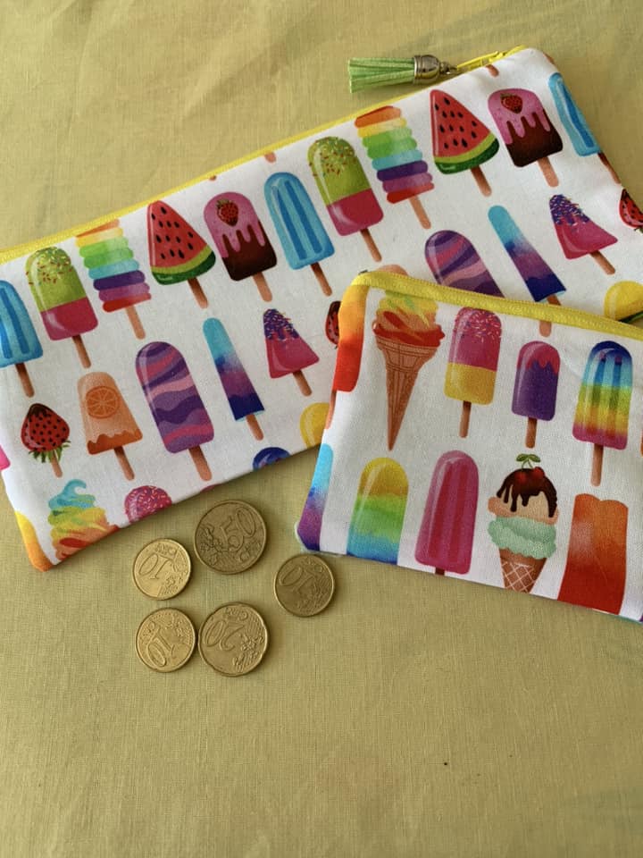 Timeless Treasures Multi-Coloured Popsicles Ice Cream Lollies White  (TT Pool Party 5)