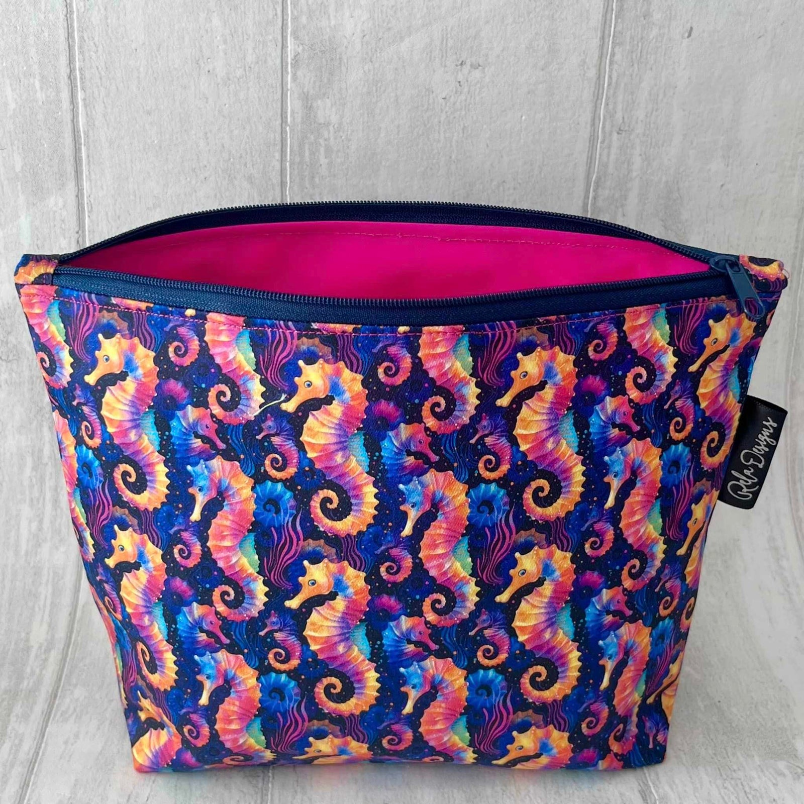 Quirky Cottons Animal Nature Wildlife Tropical Fish Marine Aquatic Ocean Sea Multi-Coloured Remnant (44cm x 156cm QC Rainbow Seahorses)
