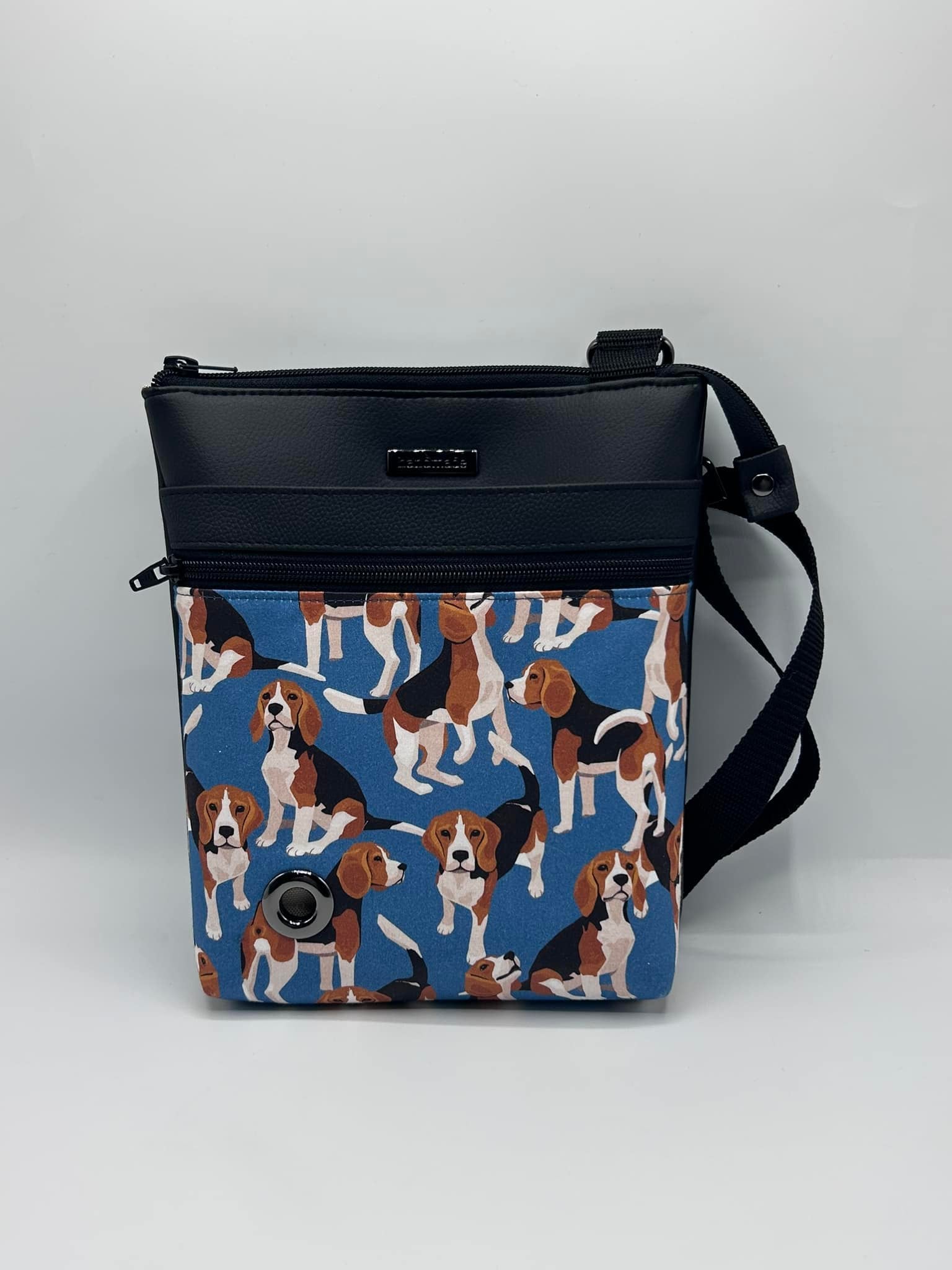 Quirky Cottons Dog Breed Beagle Hound Hunting Dog Blue (QC Beagles-1 METRE PIECE)