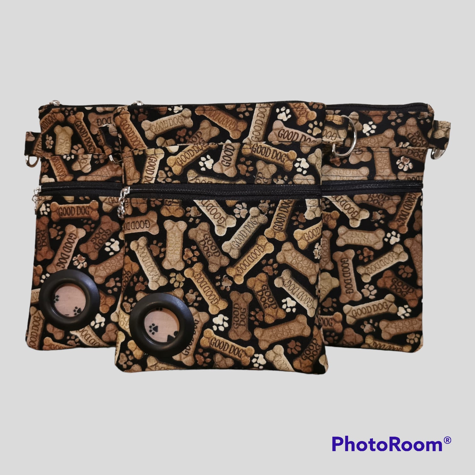 Timeless Treasures Tossed Dog Bone Paw Prints Black (TT Dog Bones)