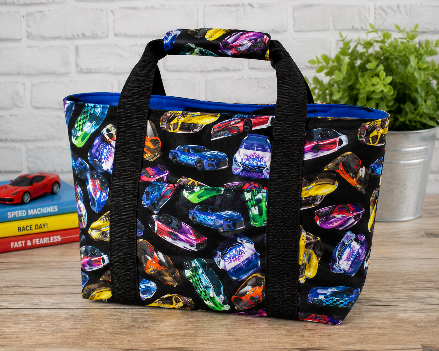 Timeless Treasures MICHAEL CD4012 Black Thrill Seeker Racing Sports Car 100% Cotton Fabric | Quilting, Dressmaking & Craft Fabric (TT Thrill Seeker 1)