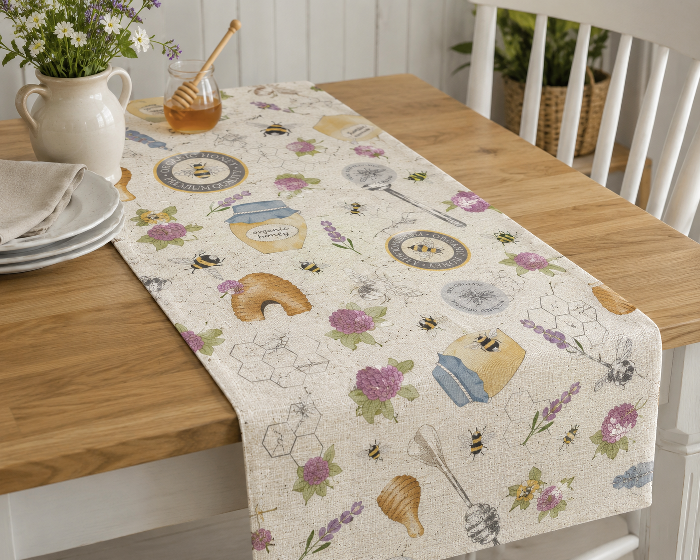 Nutex 81840 Colour 4 Queen Bee Hives Bee Honey 100% Cotton Fabric (Nutex Queen Bee 2)